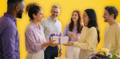 Sur fond jaune, une équipe de travail s'échange des cadeaux dans un environnement festif